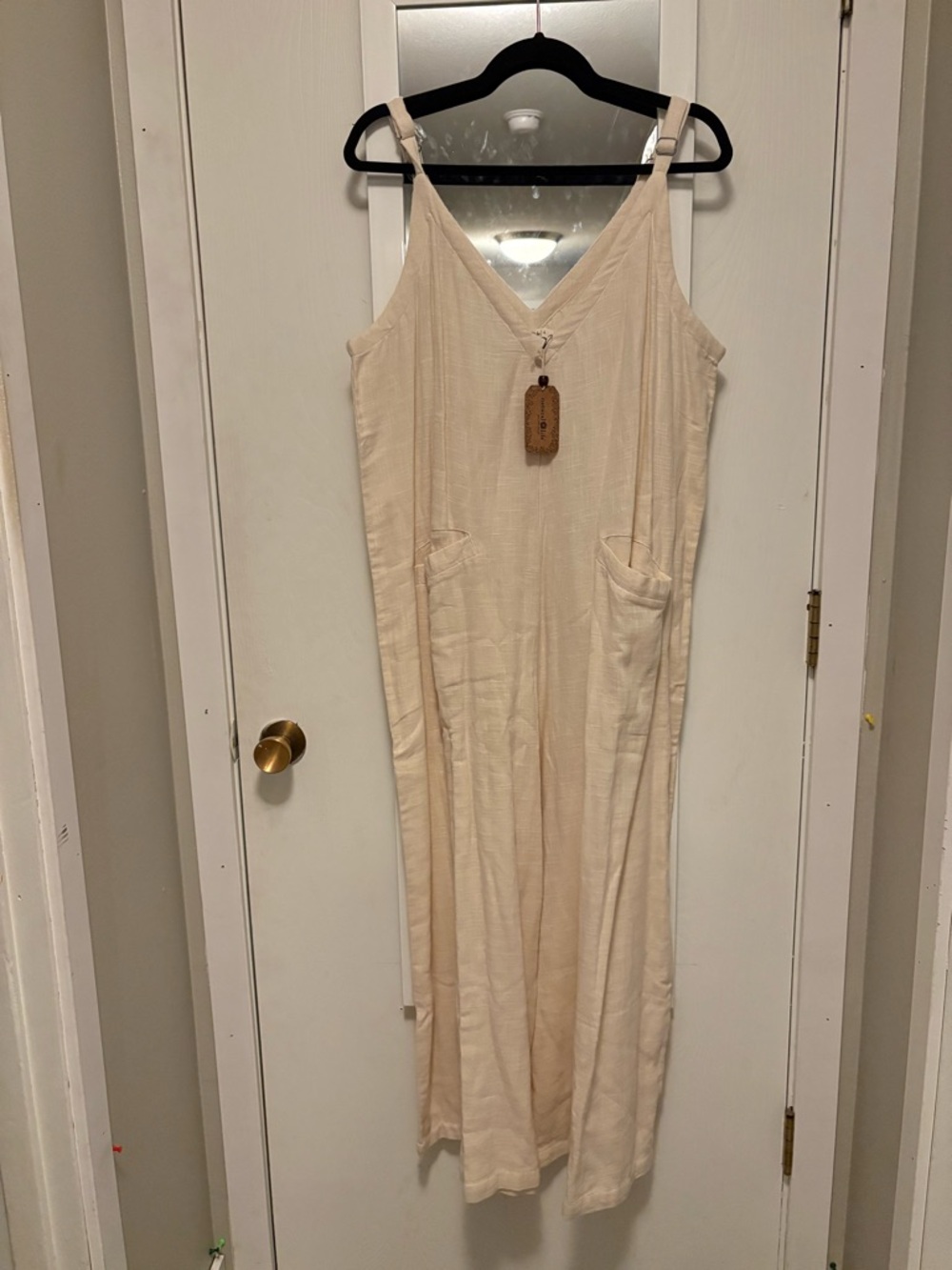 NATURAL LIFE Cream V‑Neck Lightweight Romper